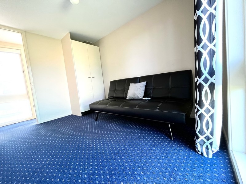 Low-Maintenance 3 Bedroom Home 7