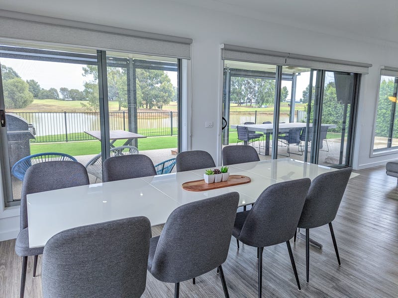 Large modern home Golf course 8