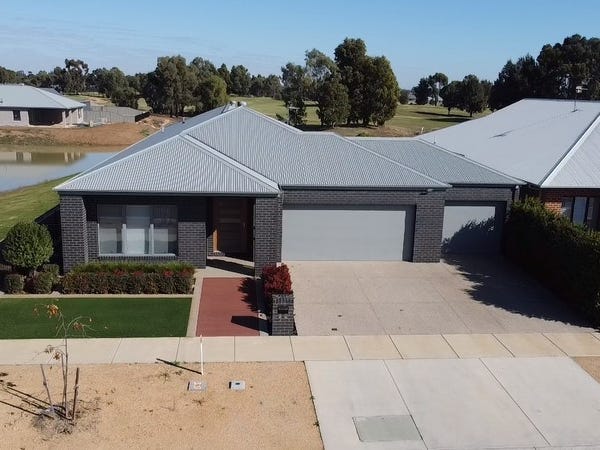 Large modern home Golf course 30
