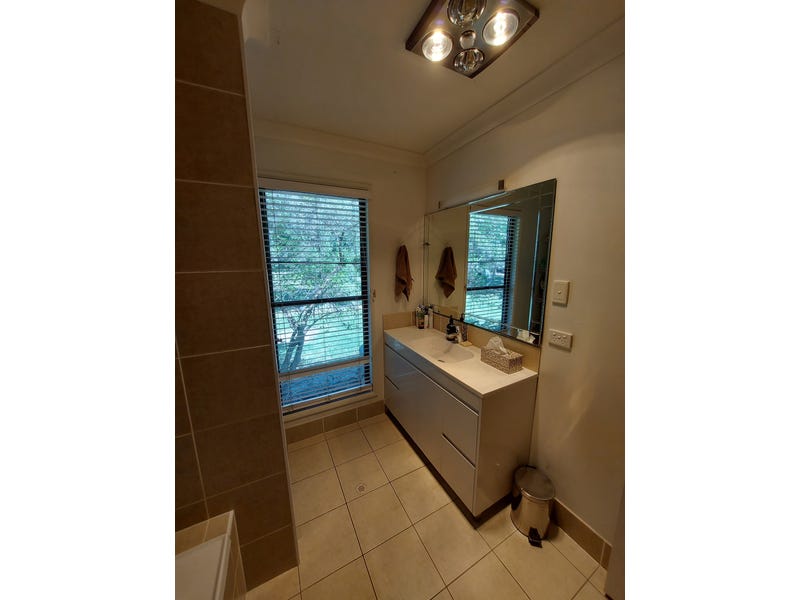 EQUINE PROPERTY RETREAT: 6.5 ACRE, 18