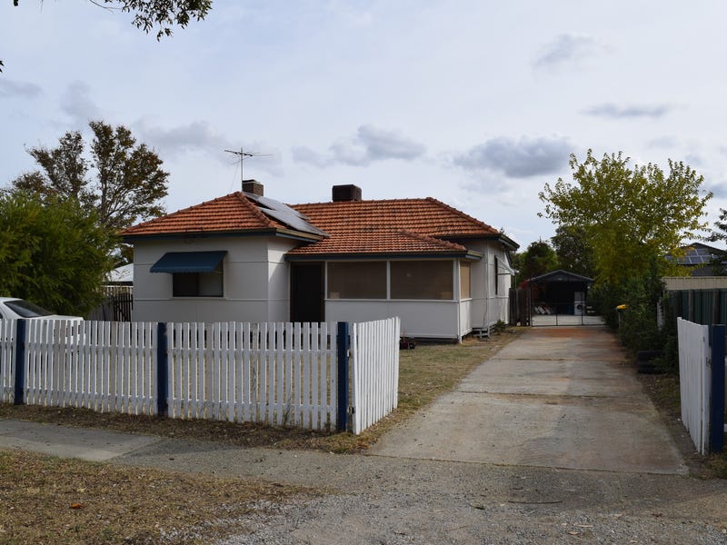 Tidy Cottage on Huge Subdivisible 3