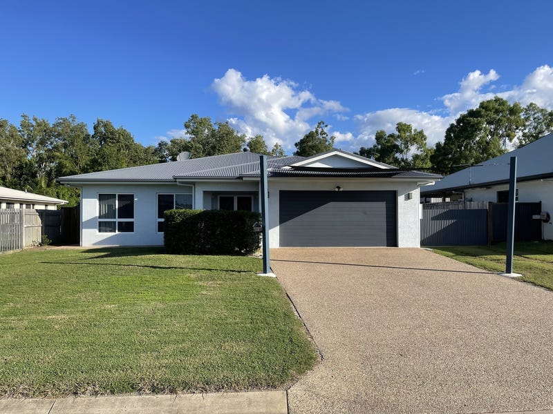 Immaculate 5 bedroom home with pool & shed