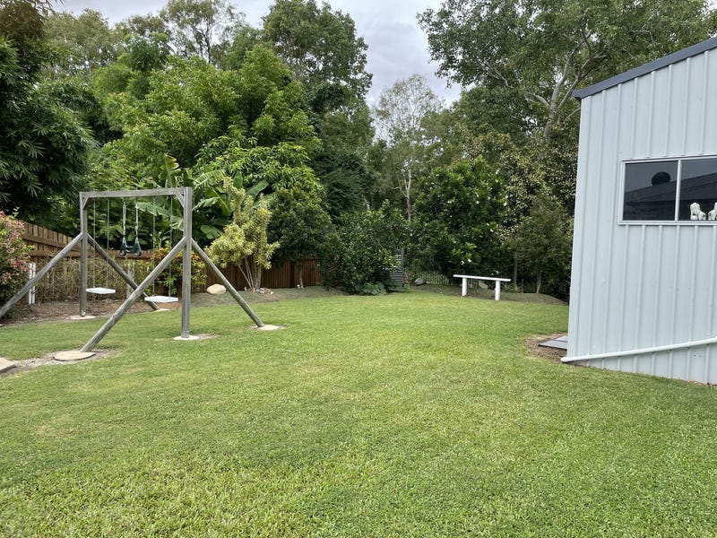 Immaculate 5 bedroom home with 23