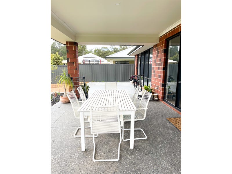 52 Mead Street 8