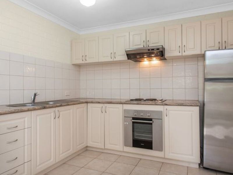 Unit 26 Sandringham Village, 169 5