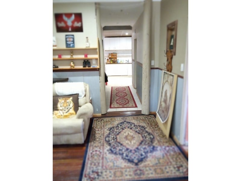 HOME FOR SALE 4/5/6 beds 6