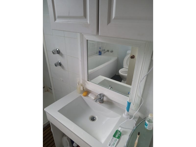 HOME FOR SALE 4/5/6 beds 11