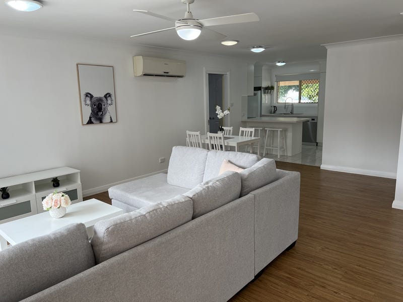 Renovated 3 Bedroom Villa – 6