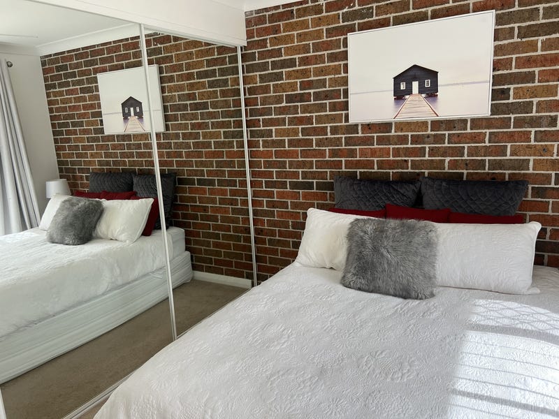 Renovated 3 Bedroom Villa – 17