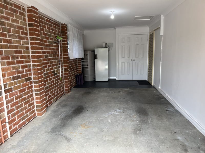 Renovated 3 Bedroom Villa – 31