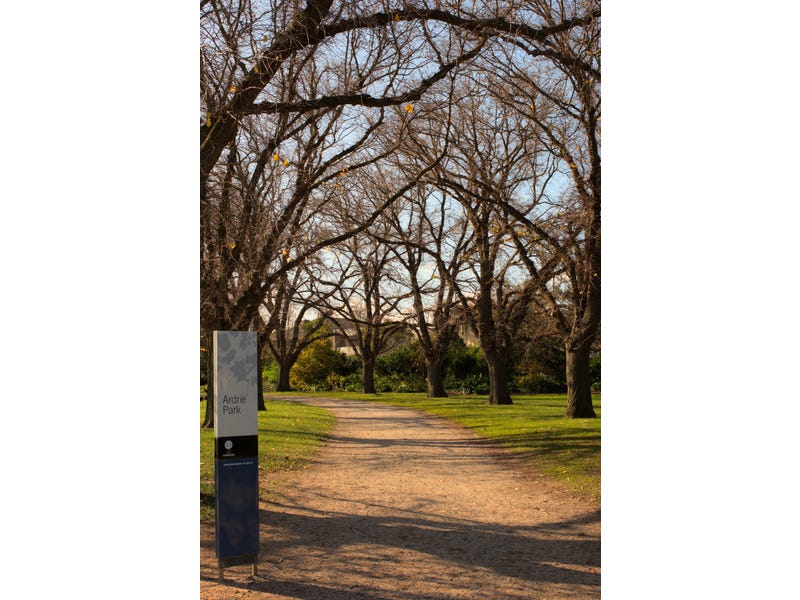 Magnificently Positioned in “Ardrie Park 10