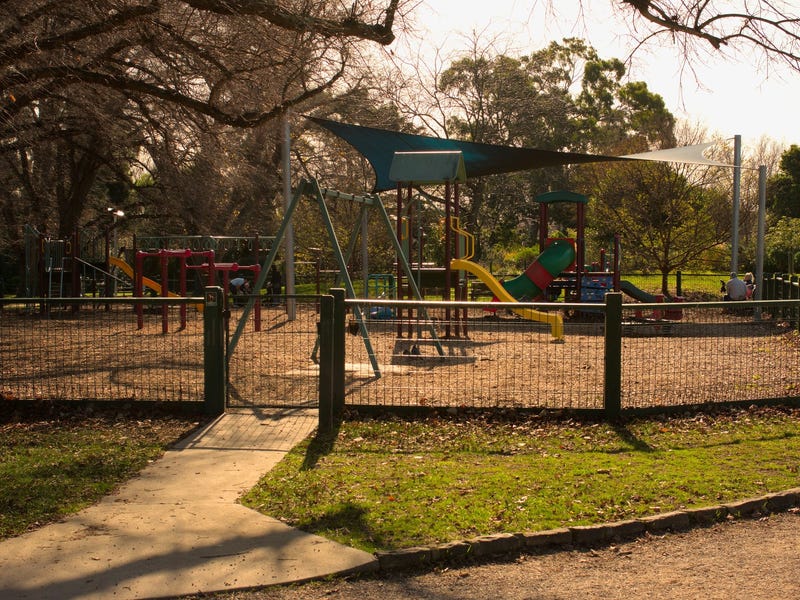 Magnificently Positioned in “Ardrie Park 12