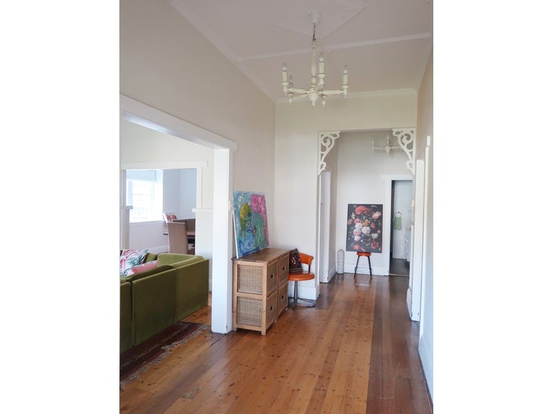 Magnificently Positioned in “Ardrie Park 5