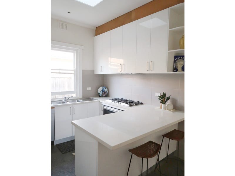 Magnificently Positioned in “Ardrie Park 7