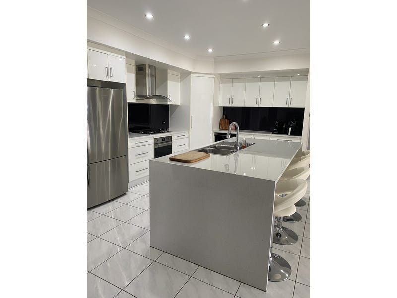 4 Bedroom House For Sale 18