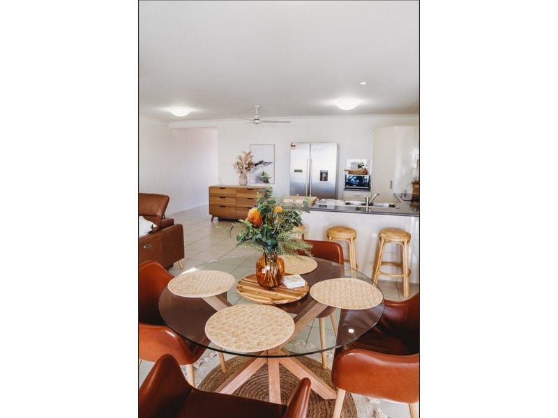 UNDER OFFER   A 17
