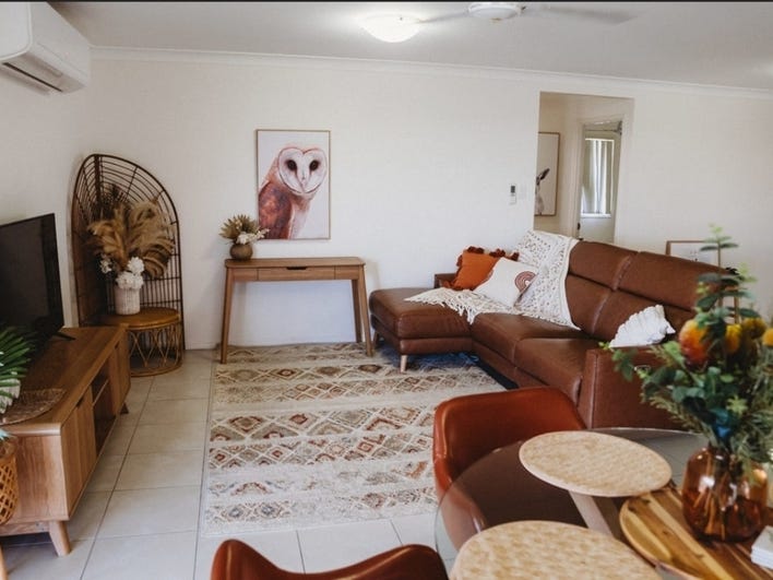 UNDER OFFER   A 18