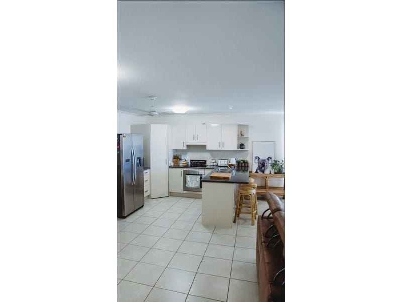 UNDER OFFER   A 21