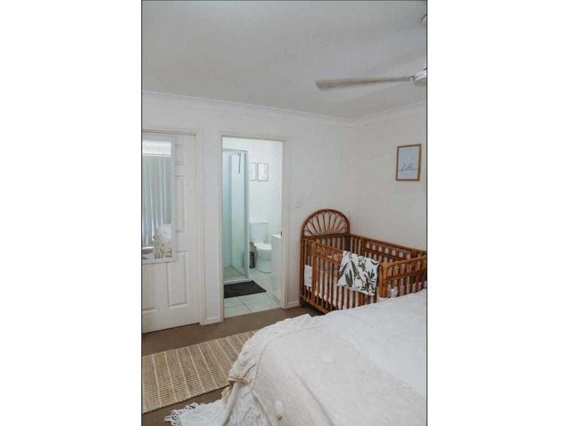 UNDER OFFER   A 34