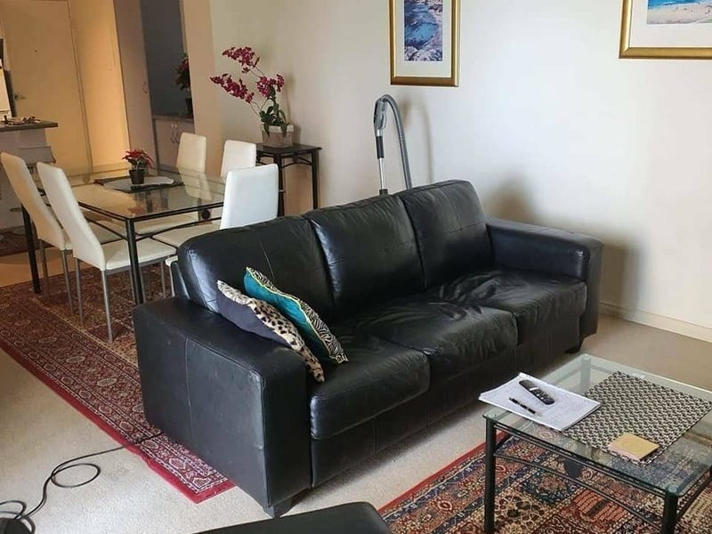 UNDER OFFER ….WELL LOCATED UNIQUE 6