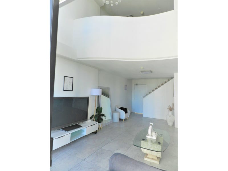 2 Bedroom Loft Sub Penthouse 3