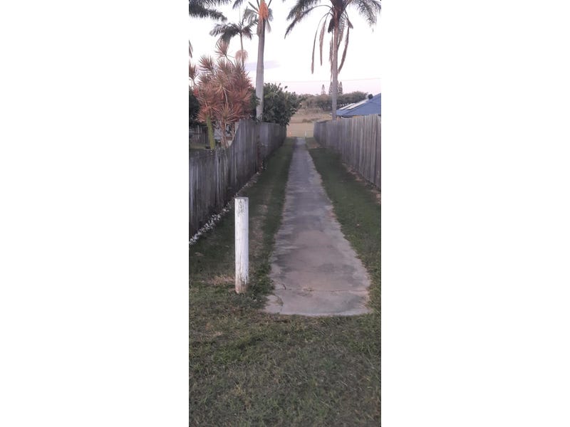 Coastal Living. Short walk to 15