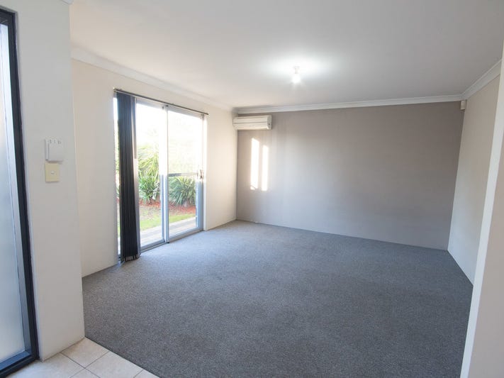 Townhouse For Sale In East 2