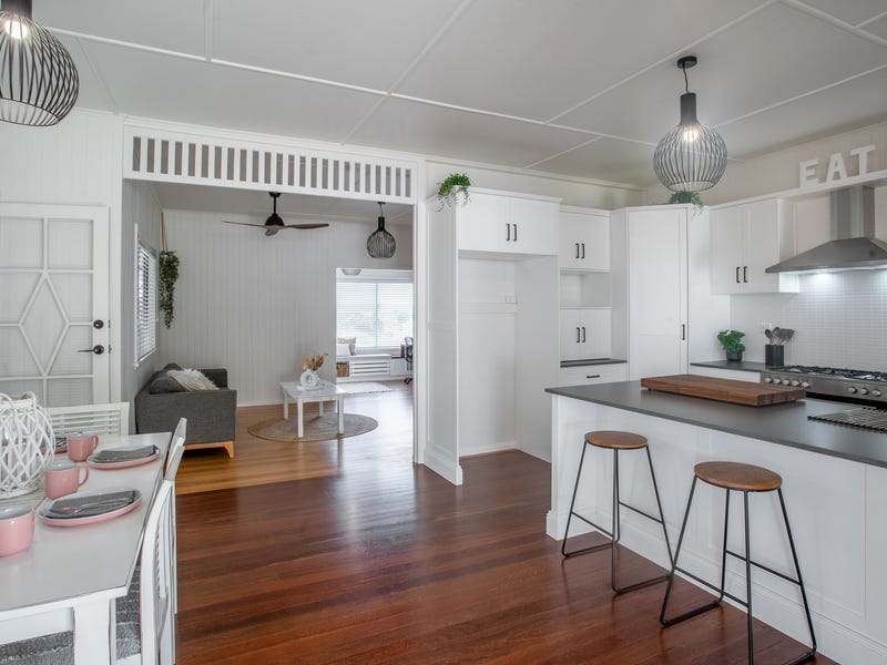 COMPLETELY RENOVATED IN CBD 18