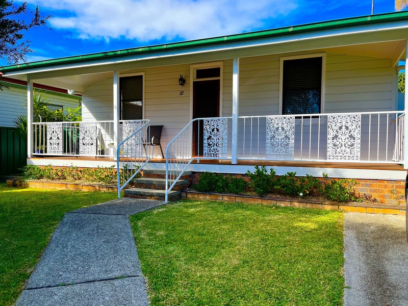 Peaceful Tabrett Street Home