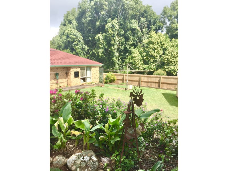 Beautiful home in quiet cul 4