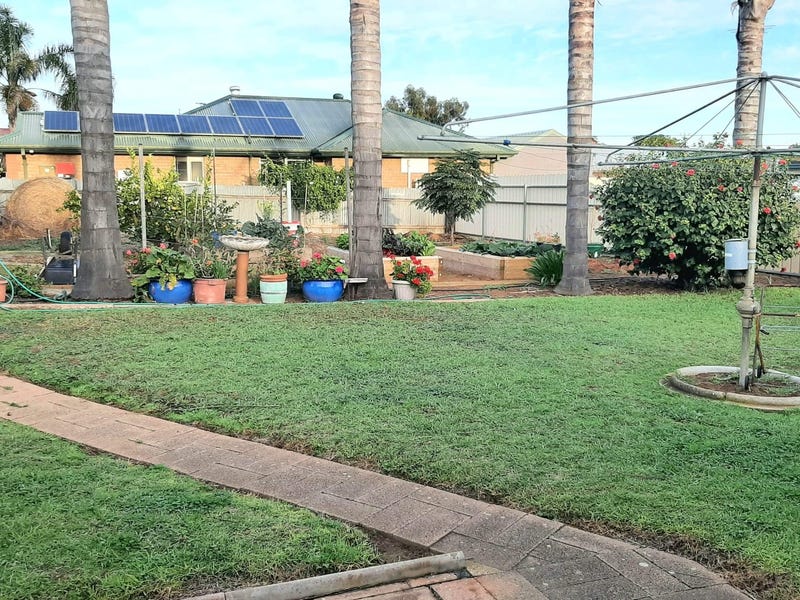 57 Maurice Road, Murray Bridge, 11