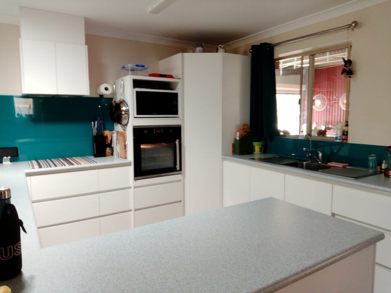 UNIQUE 3 BED HOME ON 3