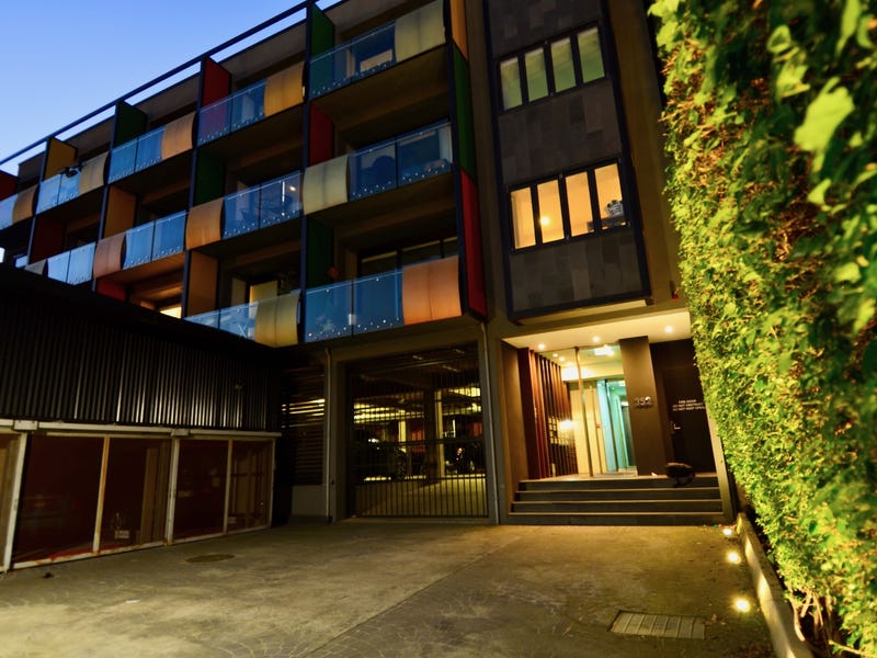 URBAN PAD WITH AMAZING CITY 20