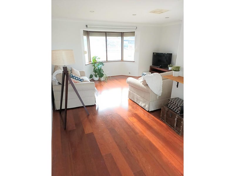 Light and Bright Family Home 2