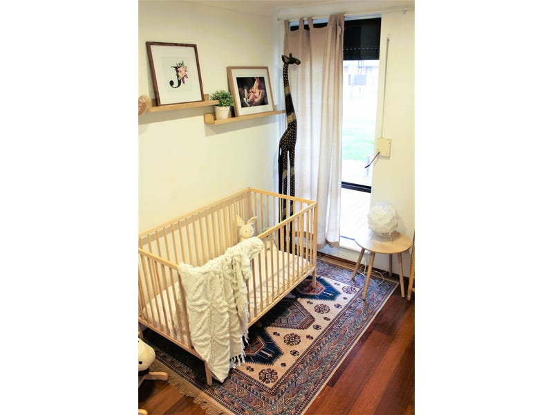 Light and Bright Family Home 9