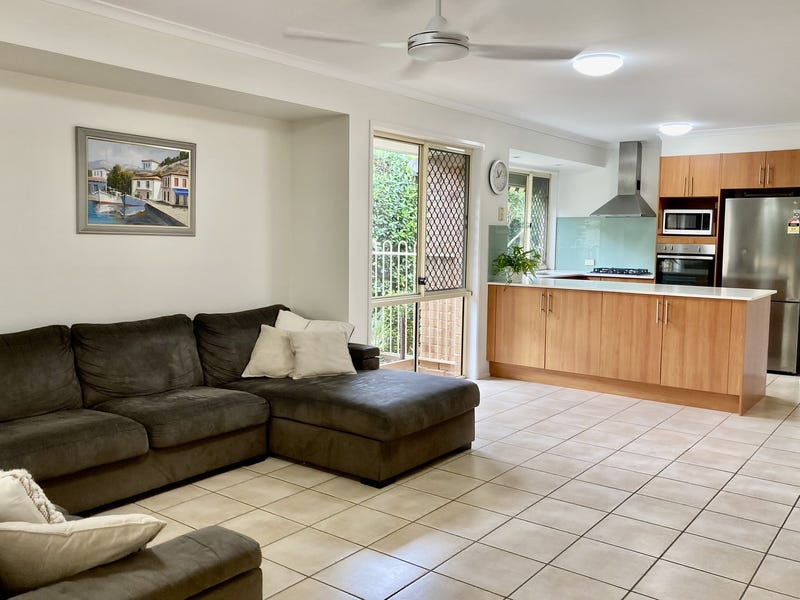 SOLD $808,000 3