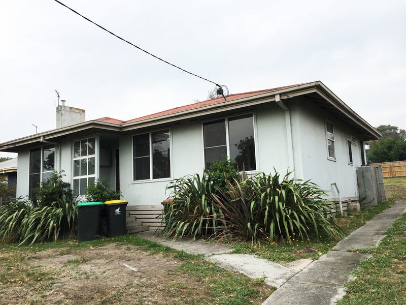 BEAT THE BANK ! GREAT OPPORTUNITY TO PURCHASE WILL NOT LAST !