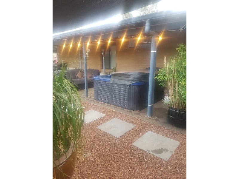 Riverside Retreat – PRICE REDUCTION!! 17