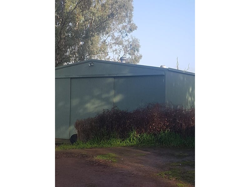 Riverside Retreat – PRICE REDUCTION!! 19