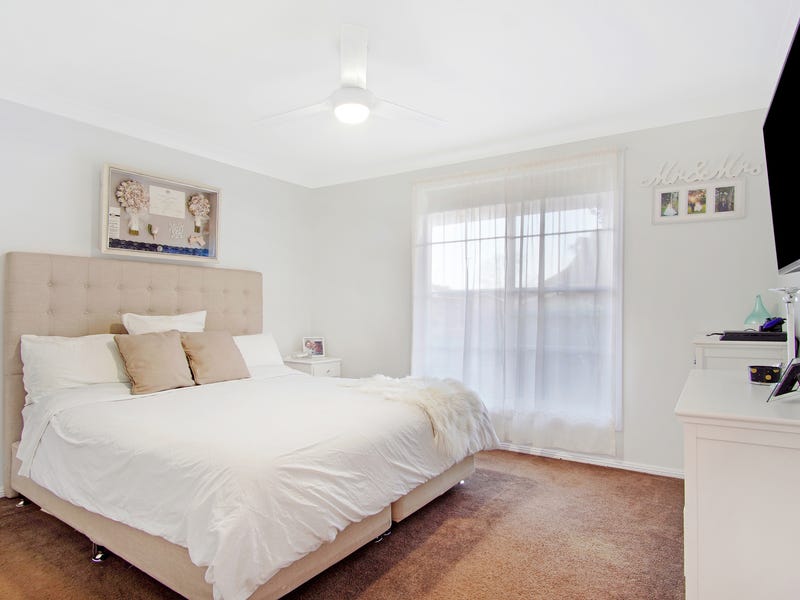 Under Offer! 5