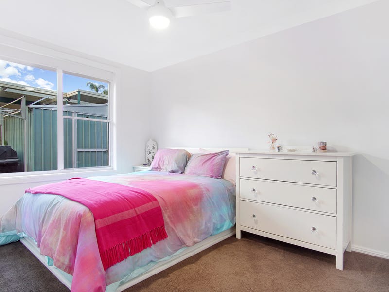 Under Offer! 7