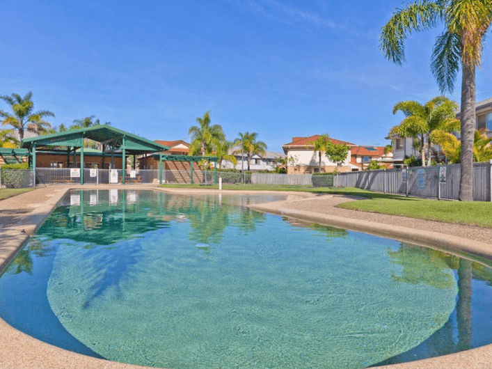 Offers over $380,000 23