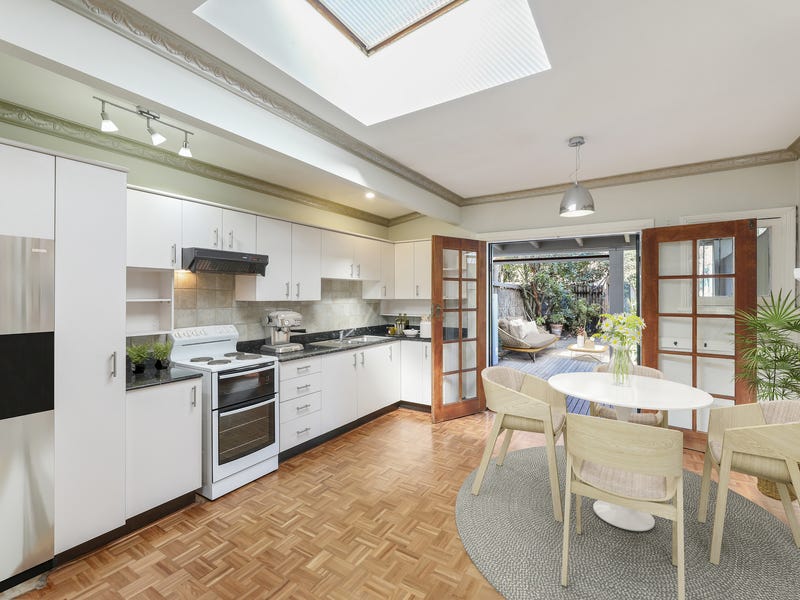 Lovely, Light-Filled Home with Large, 2