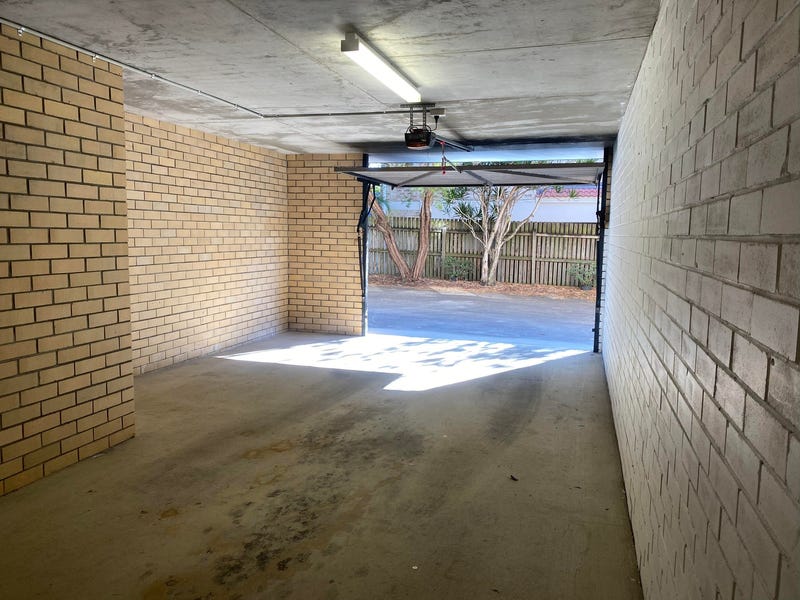 Delightfully Renovated Home in Nundah 9