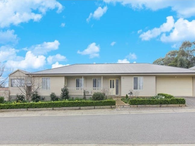 Large Family Home in Quiet 2