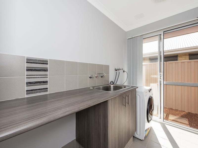 *SOLD*Amazing Value! Presenting this fantastic 3