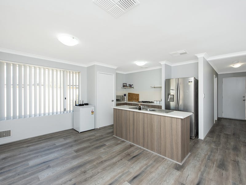 *SOLD*Amazing Value! Presenting this fantastic 9