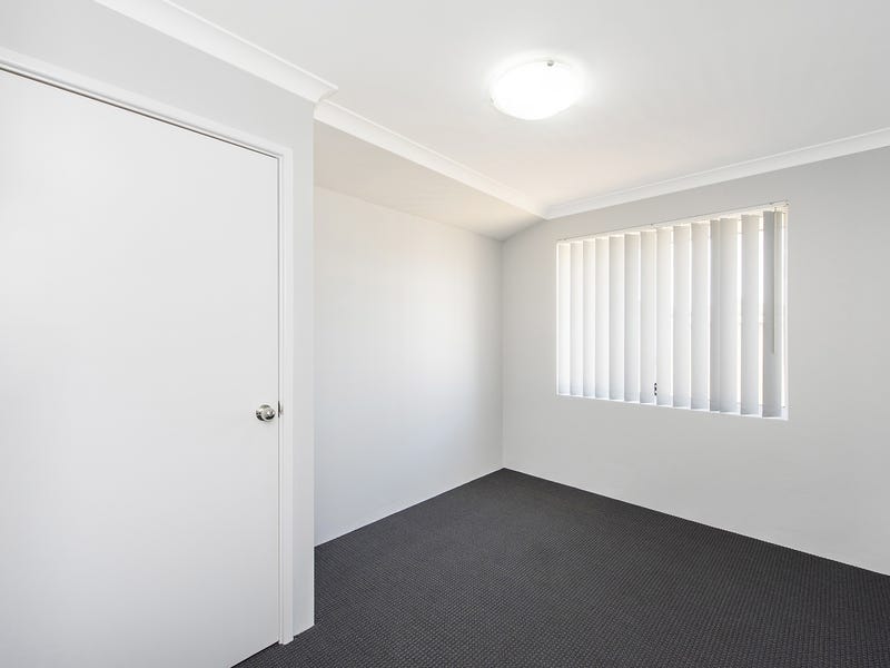 *SOLD*Amazing Value! Presenting this fantastic 10