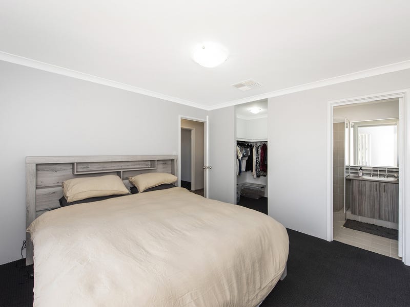 *SOLD*Amazing Value! Presenting this fantastic 14