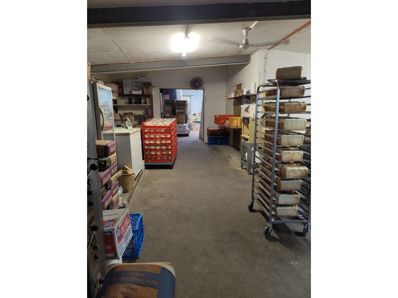 Coffee shop, Bakery, 3Bdrm unit 3